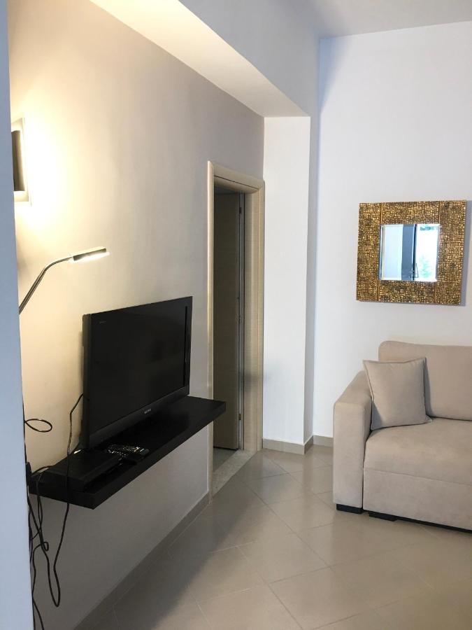 סרנדה Lr Apartments מראה חיצוני תמונה