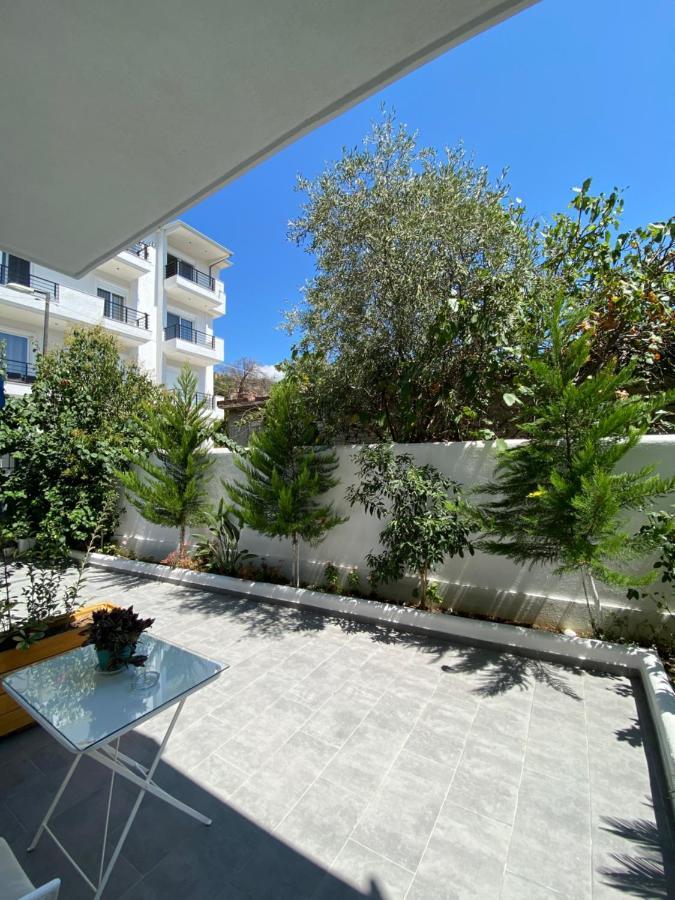 סרנדה Lr Apartments מראה חיצוני תמונה
