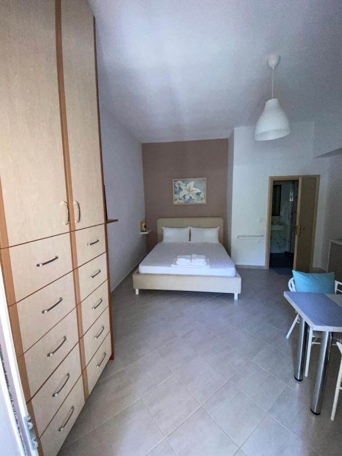 סרנדה Lr Apartments מראה חיצוני תמונה