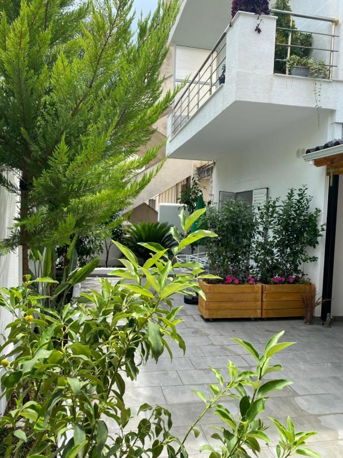 סרנדה Lr Apartments מראה חיצוני תמונה
